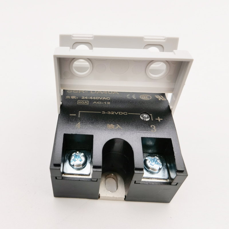 單相固態繼電器SSR-AD10A 25A 40A 60A 80A 100A 120A(圖4) 單相固態繼電器SSR-AD10A 25A 40A 60A 80A 100A 120A(圖4)